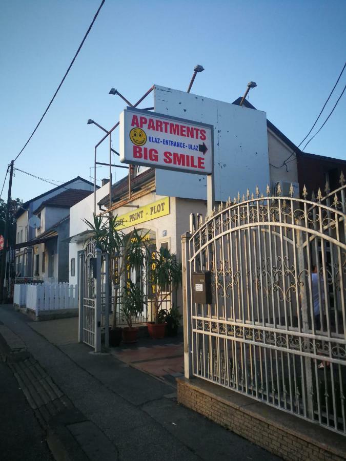 Apartments Big Smile Zagabria Esterno foto
